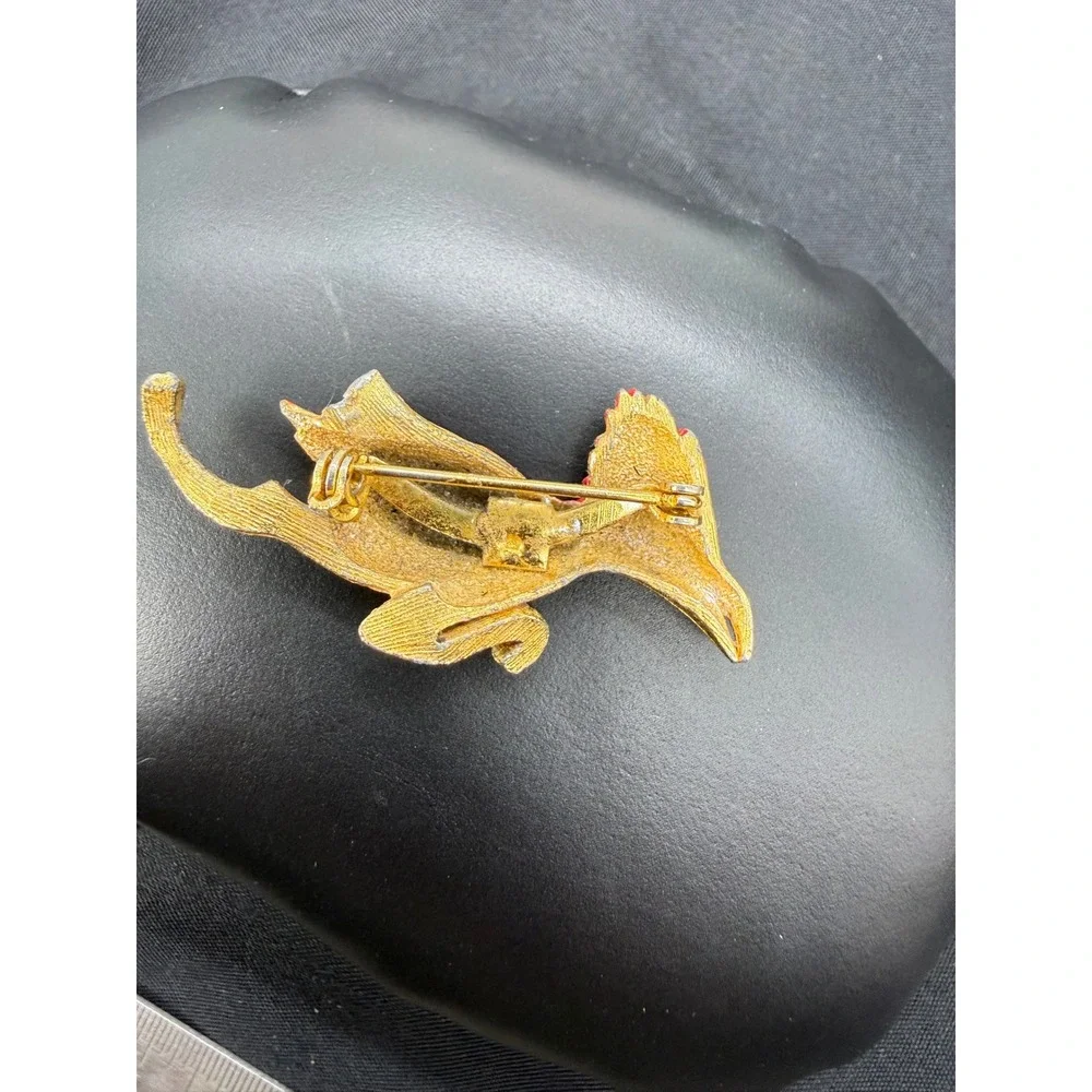 Vintage Gold Tone Pink Enamel Road Runner Bird Brooch Rhinestone Crest Pin Gift